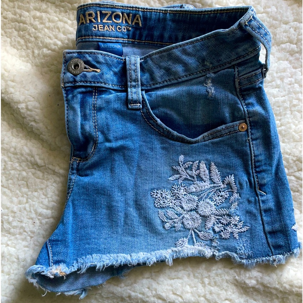 Juniors Arizona jean shorts